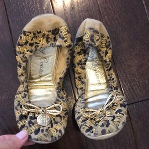 Juicy Couture leopard suede scrunch flats size 6